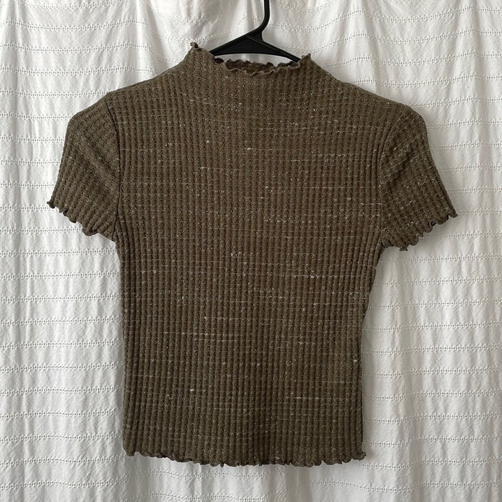 Forever 21 turtle neck crop top